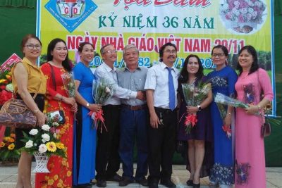 Hình ảnh cựu CB-GV-NV của Trường THCS Nguyễn Tự Tân